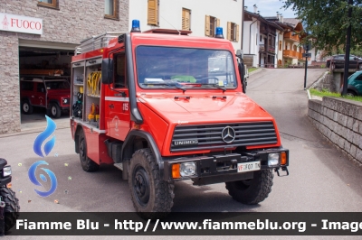 Mercedes-Benz Unimog U100L
Vigili del Fuoco
Distretto della Val Di Sole
Corpo Volontario di Commezzadura (TN)
allestimento Fulmix
VF F07 TN
Parole chiave: Mercedes-Benz Unimog_U100L VFF07TN