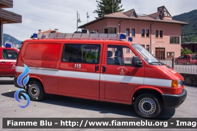 Volkswagen Transporter T4
Vigili del Fuoco
Unione distrettuale di Mezzolombardo
Corpo Volontario di Nave San Rocco (TN)
VF F08 TN
Parole chiave: Volkswagen Transporter_T4 VFF08TN