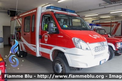 Iveco Daily 4x4 V serie
Vigili del Fuoco
Unione Distrettuale Merano - Bezirksverband Meran
Corpo Volontario di Tirolo - Freiwillige Feuerwehr Tirol (BZ)
Allestimento Kofler
VF FW 35L
Parole chiave: Iveco Daily_4x4_Vserie VFFW35L