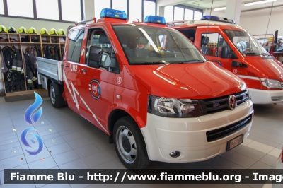 Volkswagen Transporter T5 restyle
Vigili del Fuoco
Unione Distrettuale di Bolzano
Bezirksverband Bozen
Corpo Volontario di Gries - Bolzano
Freiwillige Feuerwehr Gries - Bozen
VF FW 36R
Parole chiave: Volkswagen Transporter_T5_restyle VFFW36R