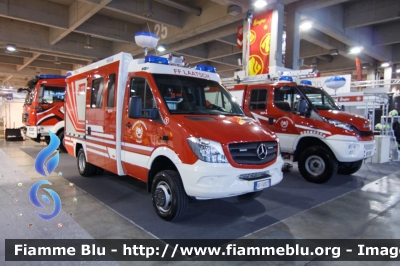 Mercedes-Benz Sprinter 4x4 III serie restyle
Vigili del Fuoco
Unione Distrettuale Alta Val Venosta
Corpo Volontario di Laudes (BZ)
Freiwillige Feuerwehr Laatsch
Allestimento Ziegler
VF FW 3CT
Parole chiave: Mercedes-Benz Sprinter_4x4_IIIserie_restyle VFFW3CT Civil_Protect_2018