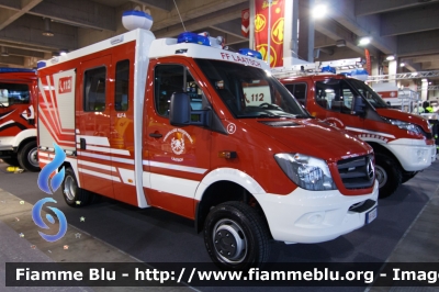 Mercedes-Benz Sprinter 4x4 III serie restyle
Vigili del Fuoco
Unione Distrettuale Alta Val Venosta
Corpo Volontario di Laudes (BZ)
Freiwillige Feuerwehr Laatsch
Allestimento Ziegler
VF FW 3CT
Parole chiave: Mercedes-Benz Sprinter_4x4_IIIserie_restyle VFFW3CT Civil_Protect_2018