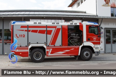 Man TGM 16.340 4x4 III serie
Vigili del Fuoco
Unione Distrettuale Bassa Val Pusteria
Corpo Volontario di Stegona (BZ)
Freiwillige Feuerwehr Stegen
Allestimento Rosenbauer
VF FW 3CZ
Parole chiave: Man TGM_16.340_4x4_IIIserie VFFW3CZ