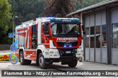 Man TGM 16.340 4x4 III serie
Man TGM 16.340 4x4 III serieassa Val Pusteria
Corpo Volontario di Stegona (BZ)
Freiwillige Feuerwehr Stegen
Allestimento Rosenbauer
VF FW 3CZ
Parole chiave: Man TGM_16.340_4x4_IIIserie VFFW3CZ