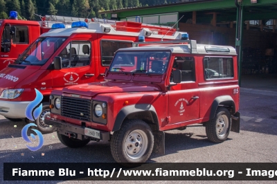 Land-Rover Defender 90
Vigili del Fuoco
Distretto della Val Di Sole
Corpo Volontario di Ossana (TN)
VF H49 TN
Parole chiave: Land-Rover Defender_90 VFH49TN