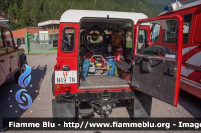 Land-Rover Defender 90
Vigili del Fuoco
Distretto della Val Di Sole
Corpo Volontario di Ossana (TN)
VF H49 TN
Parole chiave: Land-Rover Defender_90 VFH49TN