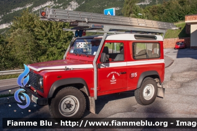 Land-Rover Defender 90
Vigili del Fuoco
Unione distrettuale di Mezzolombardo
Corpo Volontario di Cavedago (TN)
VF H85 TN
Parole chiave: Land-Rover Defender_90 VFH85TN