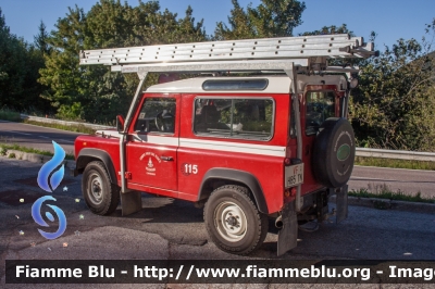 Land-Rover Defender 90
Vigili del Fuoco
Unione distrettuale di Mezzolombardo
Corpo Volontario di Cavedago (TN)
VF H85 TN
Parole chiave: Land-Rover Defender_90 VFH85TN