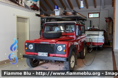 Land Rover Defender 90
Vigili del Fuoco
Distretto di Fiemme
Corpo Volontario di Moena (TN)
VF J42 TN
Parole chiave: Land_Rover Defender_90 VFJ24TN