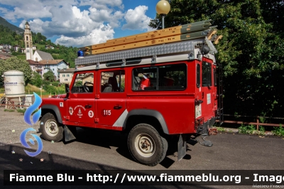 Land Rover Defender 110
Vigili del Fuoco
Unione Distrettuale di Fiemme
Corpo Volontario di Tesero (TN)
VF K64 TN
Parole chiave: Land_Rover Defender_110 VFK64TN