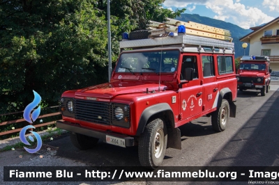 Land Rover Defender 110
Vigili del Fuoco
Unione Distrettuale di Fiemme
Corpo Volontario di Tesero (TN)
VF K64 TN
Parole chiave: Land_Rover Defender_110 VFK64TN