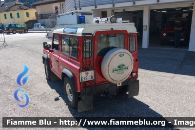 Land Rover Defender 90
Vigili del Fuoco
Unione Distrettuale di Fiemme
Corpo Volontario di Molina di Fiemme (TN)
VF K79 TN
Parole chiave: Land_Rover Defender_90 VFK79TN