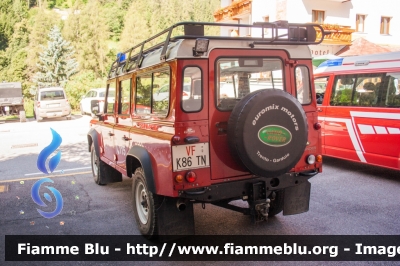 Land-Rover Defender 110
Vigili del Fuoco
Distretto della Val Di Sole
Corpo Volontario di Pejo (TN)
VF K86 TN 
Parole chiave: Land-Rover Defender_110 VFK86TN