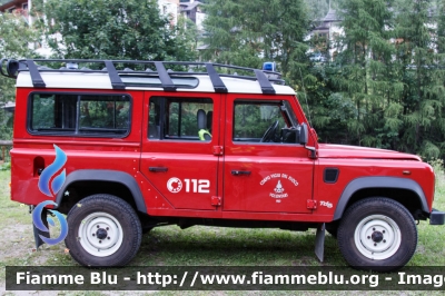 Land-Rover Defender 110
Vigili del Fuoco
Distretto della Val Di Sole
Corpo Volontario di Pejo (TN)
VF K86 TN 

*nuova livrea*
Parole chiave: Land-Rover Defender_110 VFK86TN