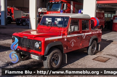 Land-Rover Defender 110
Vigili del Fuoco
Unione distrettuale di Cles
Corpo Volontario di Taio (TN)
VF K91 TN
Parole chiave: Land-Rover Defender_110 VFK91TN