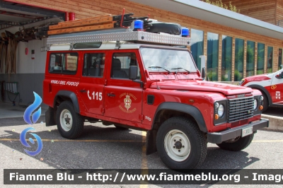 Land Rover Defender 110
Vigili del Fuoco
Distretto di Fiemme
Corpo Volontario di Cavalese (TN)
VF K93 TN
Parole chiave: Land_Rover Defender_110 VFK93TN