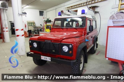 Land Rover Defender 90
Vigili del Fuoco
Distretto di Fiemme
Corpo Volontario di Castello di Fiemme (TN)
VF K98 TN
Parole chiave: Land_Rover Defender_90 VFK98TN