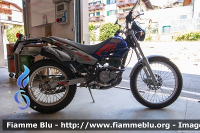 Beta Alp Four Stroke 200
Vigili del Fuoco
Distretto di Fiemme
Corpo Volontario di Daiano (TN)
VF S63 TN
Parole chiave: Beta_Alp Four_Stroke_200 VFS63TN