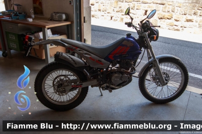 Beta Alp Four Stroke 200
Vigili del Fuoco
Distretto di Fiemme
Corpo Volontario di Daiano (TN)
VF S63 TN
Parole chiave: Beta_Alp Four_Stroke_200 VFS63TN