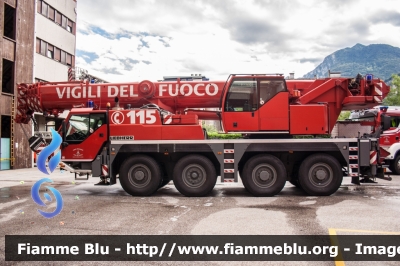 Liebherr LTM 1070-4.1
Vigili del Fuoco
Corpo Permanente di Trento
VF Y99 TN

Parole chiave: Liebherr LTM_1070-4.1 VFY99TN