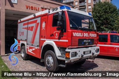 Man LE 14.280 4x4
Vigili del Fuoco
Unione distrettuale di Mezzolombardo
Corpo Volontario di Zambana (TN)
VF Z75 TN
Parole chiave: Man LE_14.280_4x4 VFZ75TN