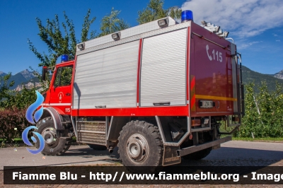 Mercedes-Benz Unimog U435
Vigili del Fuoco
Distretto di Cles
Corpo Volontario di Nanno (TN)
Allestito Rosenbauer
Ex Corpo Vigili del Fuoco Santa Cristina Val Gardena (BZ)
VF Z94 TN
Parole chiave: Mercedes-Benz Unimog_U435 VFZ94TN