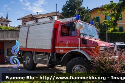 Mercedes-Benz Unimog U435
Vigili del Fuoco
Distretto di Cles
Corpo Volontario di Nanno (TN)
Allestito Rosenbauer
Ex Corpo Vigili del Fuoco Santa Cristina Val Gardena (BZ)
VF Z94 TN
Parole chiave: Mercedes-Benz Unimog_U435 VFZ94TN