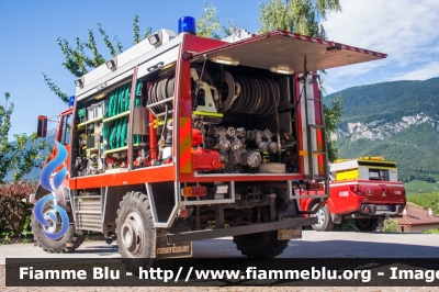 Mercedes-Benz Unimog U435
Vigili del Fuoco
Distretto di Cles
Corpo Volontario di Nanno (TN)
Allestito Rosenbauer
Ex Corpo Vigili del Fuoco Santa Cristina Val Gardena (BZ)
VF Z94 TN
Parole chiave: Mercedes-Benz Unimog_U435 VFZ94TN