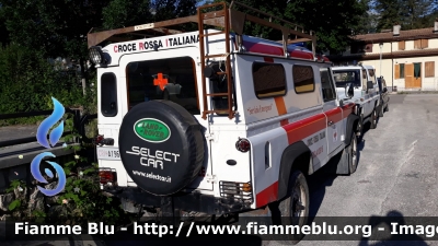 Land Rover Defender 110
Croce Rossa Italiana
Comitato di Avezzano
Servizio Emergenze
CRI A1964
Parole chiave: Land_Rover Defender_110 CRIA1964