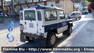 Land Rover Defender 90
Polizia Locale
Comune di Avezzano
Parole chiave: Land_Rover Defender_90