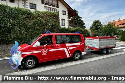 VolskWagen Transporter T5
Vigili del Fuoco
Unione Distrettuale Alta Pusteria
Corpo Volontario di Valdaora di Mezzo (BZ)
Bezirksverband Oberpustertal
Freiwillige Fuerwehr Mitterolang
Parole chiave: VolskWagen Transporter_T5