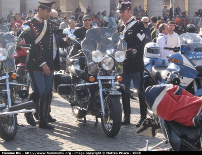 Moto-Guzzi 1100i California
Carabinieri
Reggimento Corazzieri
Parole chiave: Moto-Guzzi 1100i_California