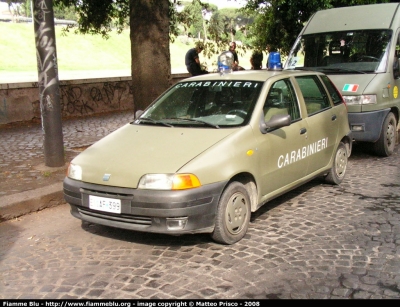 Fiat Punto I serie
Carabinieri
EI AF399
Parole chiave: fiat punto_Iserie eiaf399