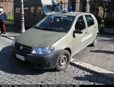 Fiat Punto III serie
Carabinieri
EI CG 905
Parole chiave: fiat punto_IIIserie eicg905