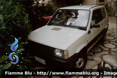 Fiat Panda 4x4 II serie
Corpo Forestale dello Stato
CFS 697 AA
Parole chiave: fiat panda_4x4_IIserie cfs697aa