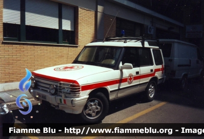 Land Rover Discovery II serie
Croce Rossa Italiana
Servizio Emergenze
C.I.E. Centro
CRI A 946
Parole chiave: Land-Rover Discovery_IIserie CRIA946