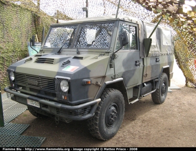 Iveco VM90
Esercito Italiano
EI CG 043
Parole chiave: iveco vm90 eicg043