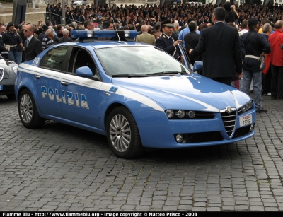 Alfa Romeo 159 Q4
PS Stradale
Scorta Presidente della Repubblica
motore  3.2 JTS
Parole chiave: Alfa_Romeo 159_Q4 PS Stradale