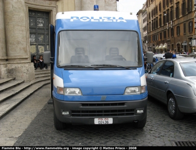 Fiat Ducato II serie
Polizia di Stato
Polizia D2436
Parole chiave: fiat ducato_IIserie poliziaD2436