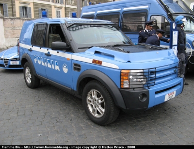 Land Rover Discovery 3
Polizia di Stato
Reparto Mobile
Polizia F5001
Versione protetta
Parole chiave: Land_Rover Discovery_3 PS Reparto_Mobile PoliziaF5001 festa_della_polizia_2008