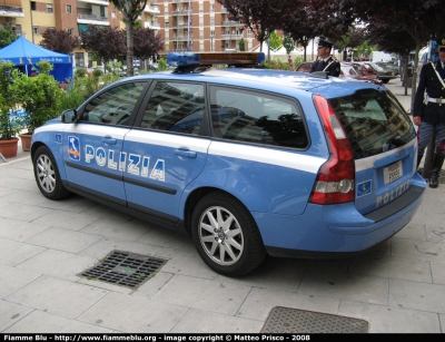 Volvo V50 I serie
Parole chiave: volvo v50_Iserie F5595 festa_della_polizia_2008