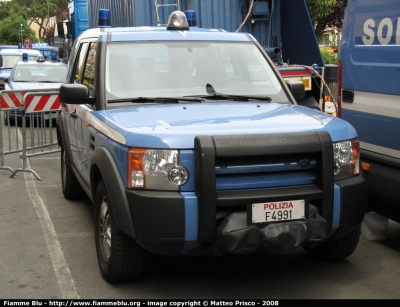 Land Rover Discovery 3
Polizia di Stato
Sommozzatori
Parole chiave: Land_Rover Disovery_3 Polizia Sommozzatori F4991 Festa_della_Polizia_2008