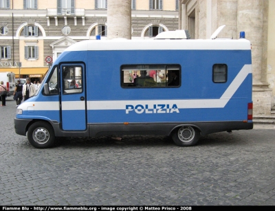 Fiat Ducato II serie
Polizia di Stato
Polizia D2436
Parole chiave: fiat ducato_IIserie poliziaD2436