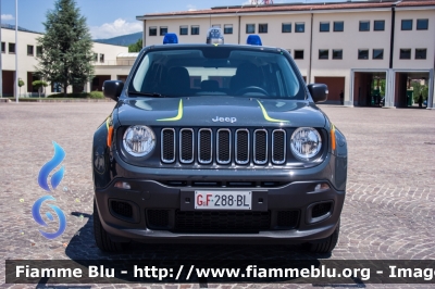 Jeep Renegade
Guardia di Finanza
GdiF 288 BL

243° Anniversario della Fondazione
Parole chiave: Jeep Renegade GDIF288BL festa_corpo_2017