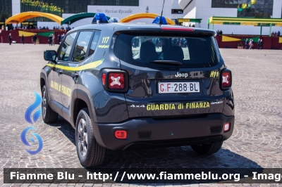 Jeep Renegade
Guardia di Finanza
GdiF 288 BL

243° Anniversario della Fondazione
Parole chiave: Jeep Renegade GDIF288BL festa_corpo_2017