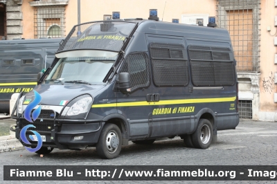 Iveco Daily V serie
Guardia di Finanza
Automezzo per Ordine Pubblico
Allestimento Sperotto
GdiF 377 BH
Parole chiave: Iveco Daily_Vserie gdif377BH