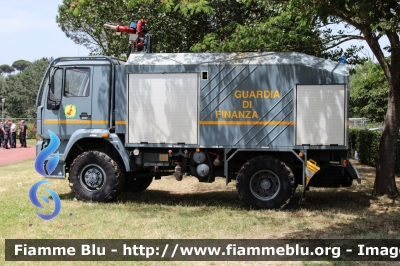 Man M2000 4x4
Guardia di Finanza
Antincendio Aeroportuale
GdiF 584 BA

245° Anniversario della Fondazione
Parole chiave: Man M2000 gdif584BA