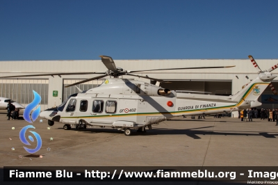 Agusta Westland AW139
Guardia di Finanza
Reparto Operativo Aereonavale
Volpe 402
Parole chiave: Agusta_Westland AW139 GF402