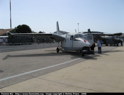 Piaggio P166DP1
Guardia di Finanza
Servizio Aereonavale
livrea "bassa visibilità"
Parole chiave: piaggio p166dp1