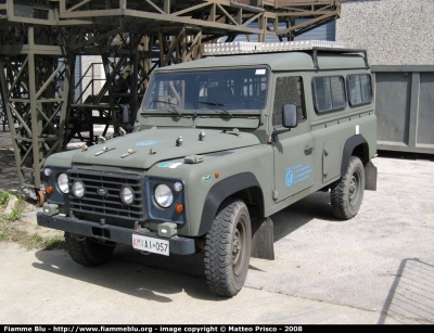 Land Rover Defender 110
Aeronautica Militare
AM AI 057
C.I.G.A. - Centro Informazioni
Geotopografiche Aeronautiche
Parole chiave: land_rover defender_110 AM_AI057